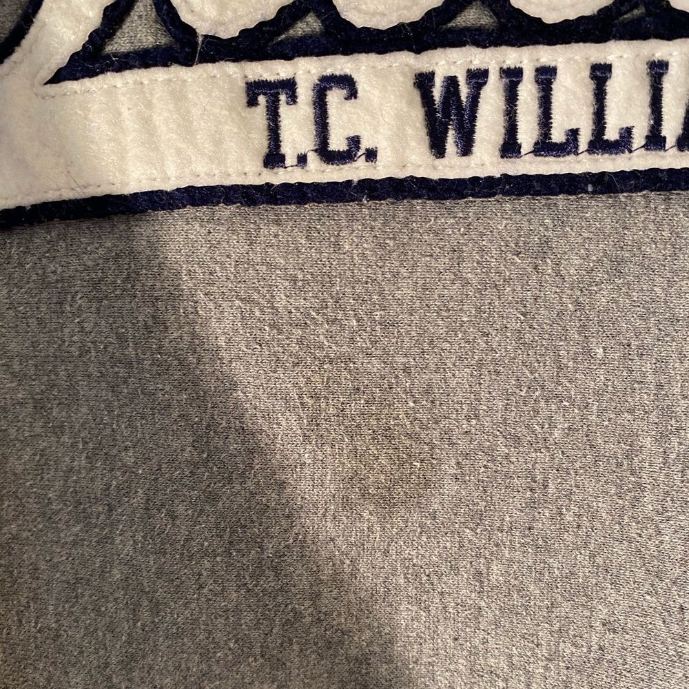 Grey pull over - Picture 4 of 4